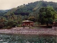 This picture shows then first development, however after the second lot was bought (behind the tamaraind tree). There was originally a small local house on that lot.