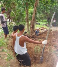 The construction of the access road from the national road was successfully handled with Mang Udin as foreman: